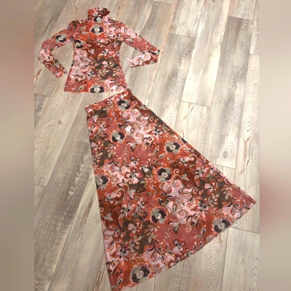 Misa Los Angeles Nadja Pink Floral Mesh Fitted Turtleneck Long Sleeve Blouse - Picture 6 of 12